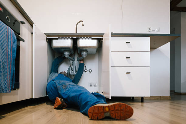 Professional Pipe Repair technician working in Royal, IA